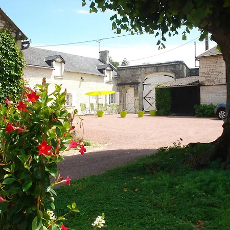 Les Roulottes De Cuzay Casa de Férias Roiffé