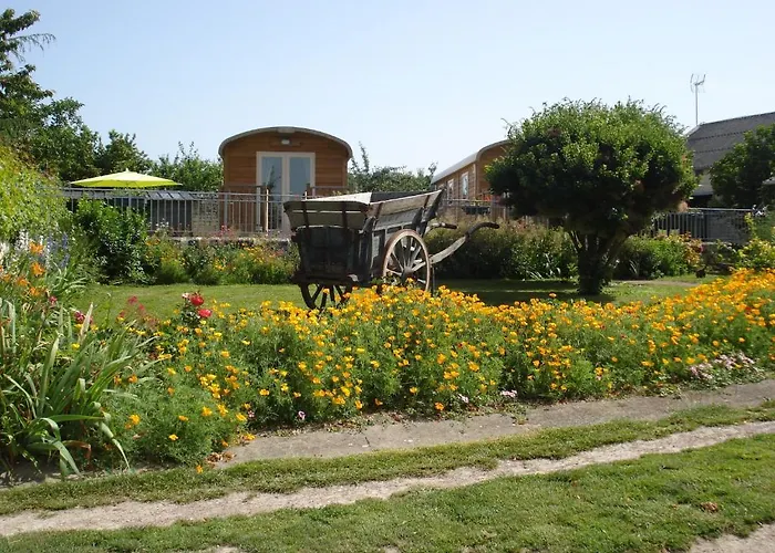 Les Roulottes De Cuzay Roiffé