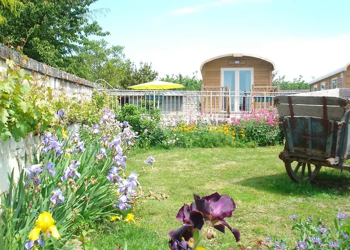 Les Roulottes De Cuzay Сasa de vacaciones *