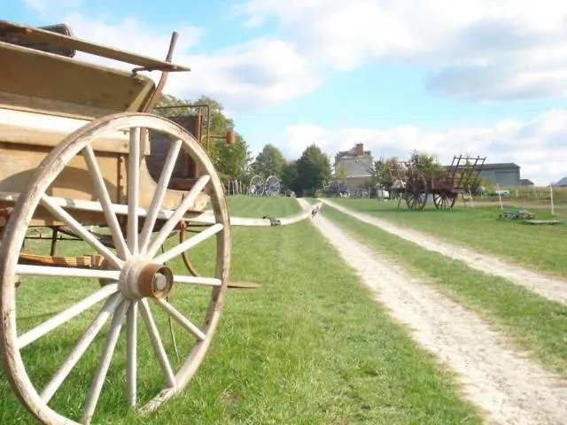 Les Roulottes De Cuzay Сasa de vacaciones