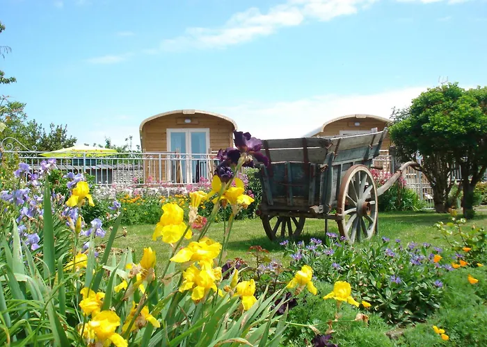 Сasa de vacaciones Les Roulottes De Cuzay